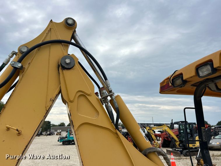 image for item ET3338 2004 John Deere 110 backhoe