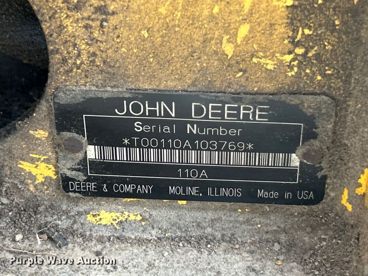 image for item ET3338 2004 John Deere 110 backhoe