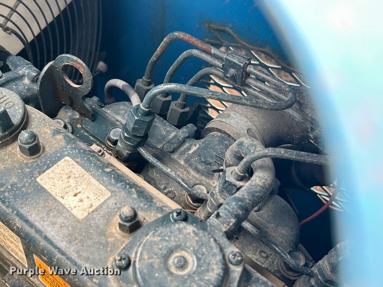 image for item ET3339 2000 Ford F450 Super Duty flatbed truck