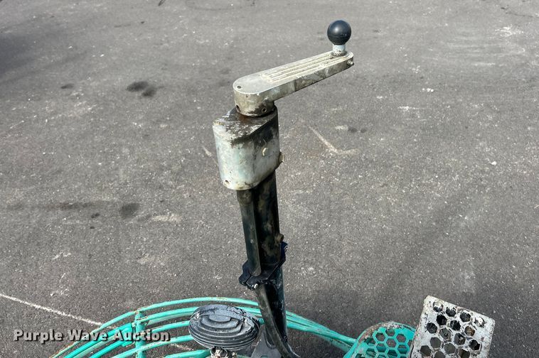 image for item ET3343 2020 Multiquip Whiteman HHNG5 power trowel