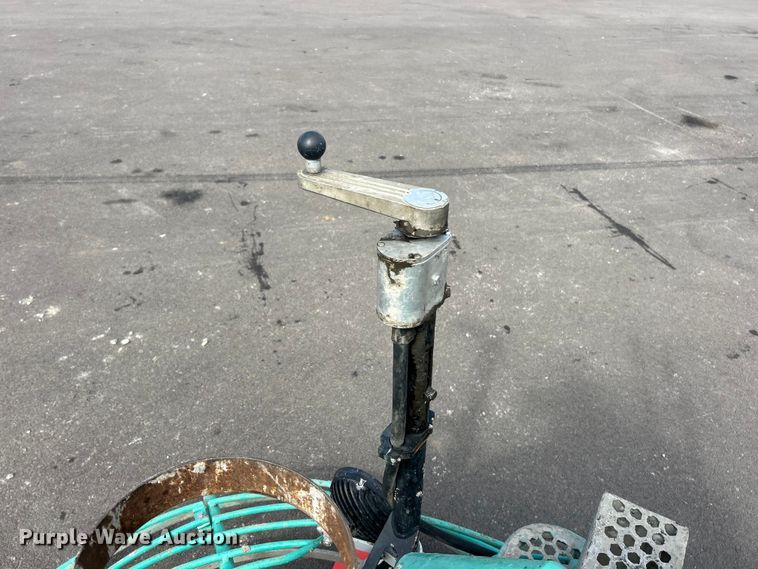 image for item ET3344 2017 Multiquip Whiteman HHNG5 power trowel