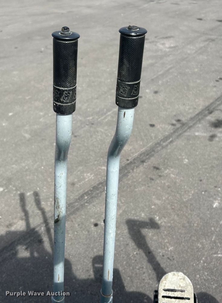 image for item ET3345 2017 Multiquip Whiteman HHNG5 power trowel