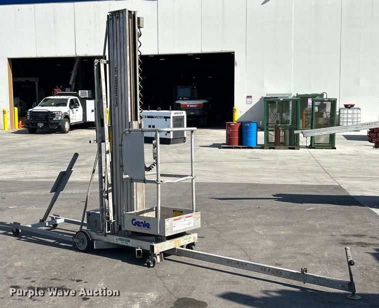 image for item ET3351 Genie PLC-36 vertical lift