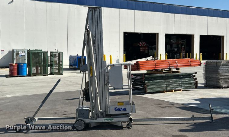 image for item ET3351 Genie PLC-36 vertical lift