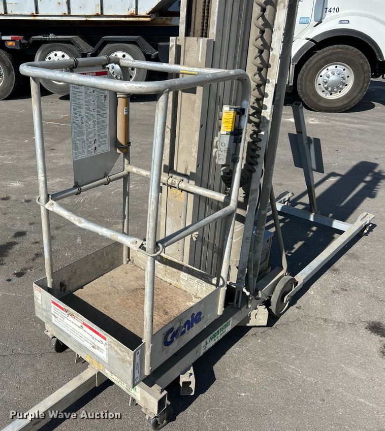 image for item ET3351 Genie PLC-36 vertical lift