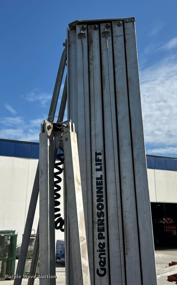 image for item ET3351 Genie PLC-36 vertical lift