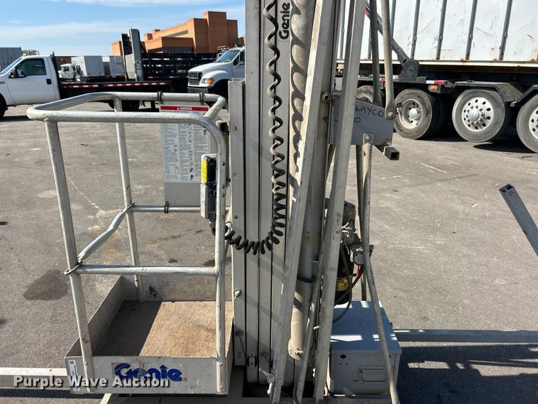 image for item ET3351 Genie PLC-36 vertical lift