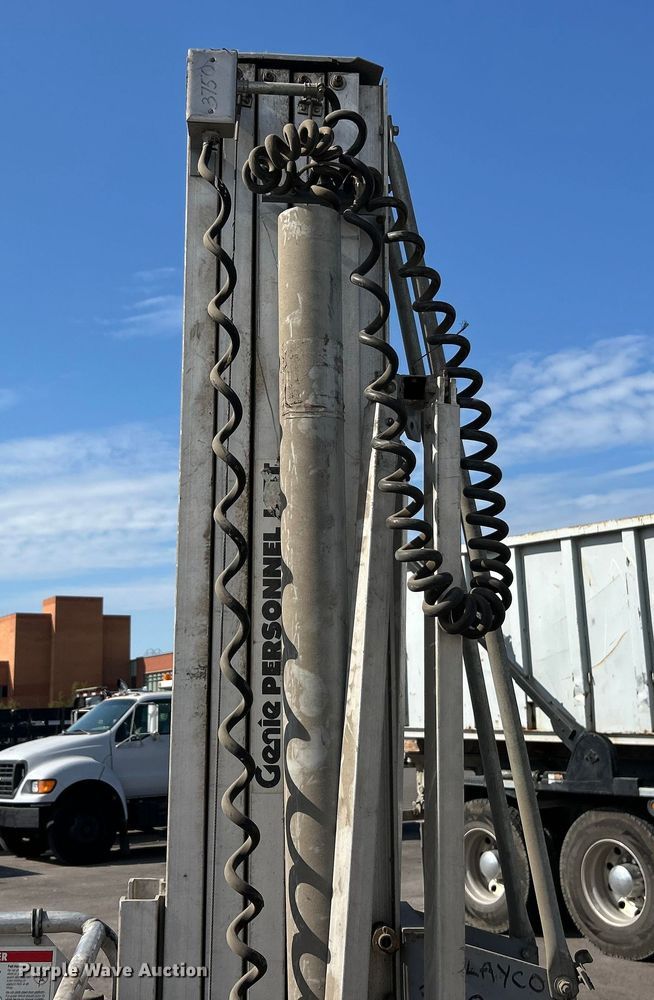image for item ET3351 Genie PLC-36 vertical lift