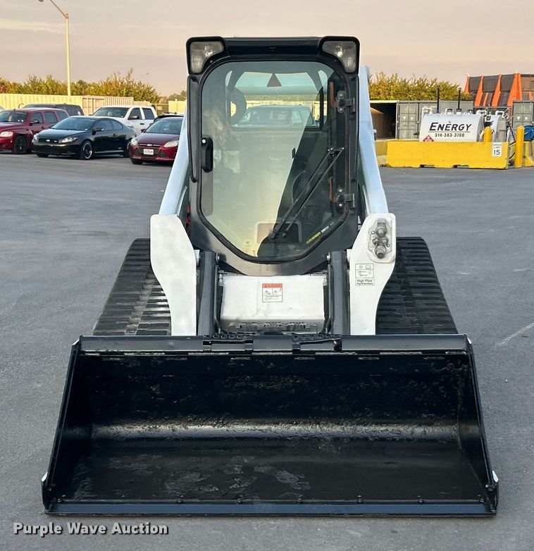 MINI CARGADOR SOBRE ORUGAS 2019 BOBCAT T740