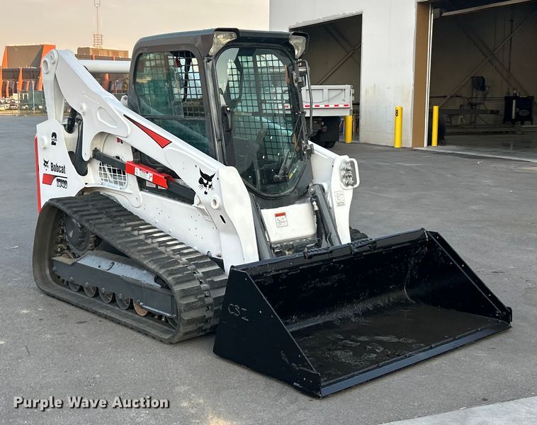 MINI CARGADOR SOBRE ORUGAS 2019 BOBCAT T740