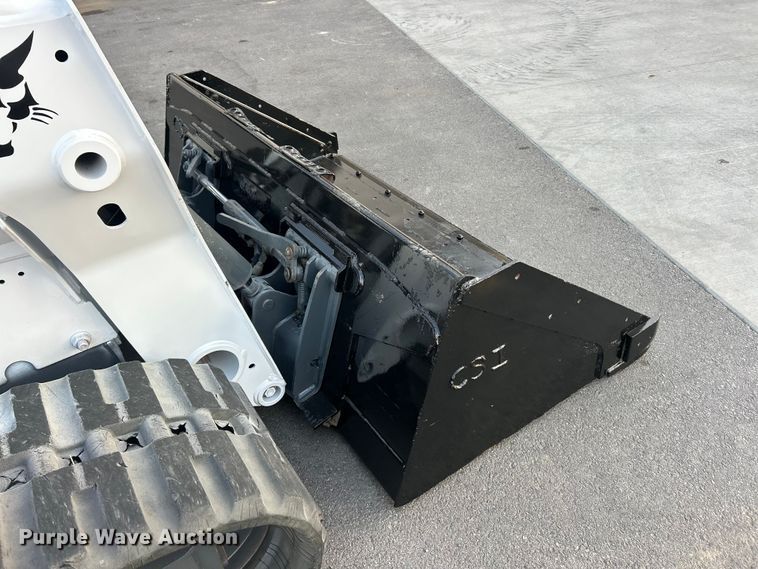 image for item ET3354 2019 Bobcat T740 tracked skid steer loader