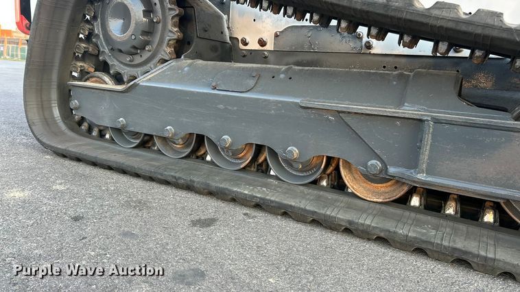 image for item ET3354 2019 Bobcat T740 tracked skid steer loader