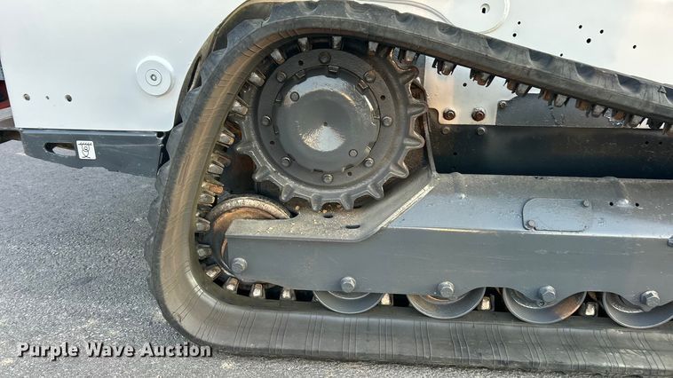 image for item ET3354 2019 Bobcat T740 tracked skid steer loader