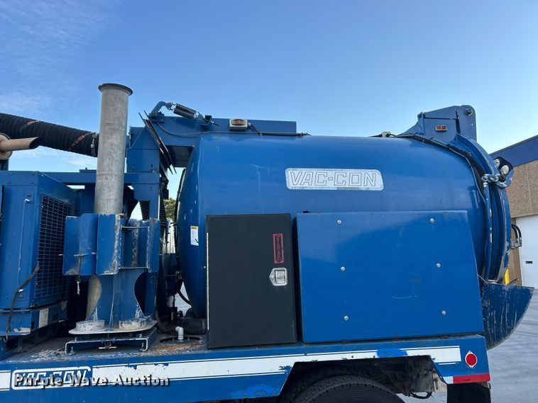 image for item ET3355 2004 International 7400 sewer jetter truck