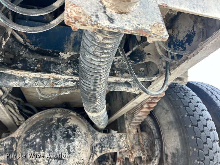 image for item ET3355 2004 International 7400 sewer jetter truck