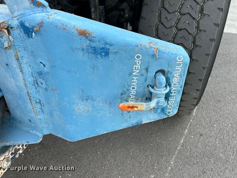 image for item ET3355 2004 International 7400 sewer jetter truck