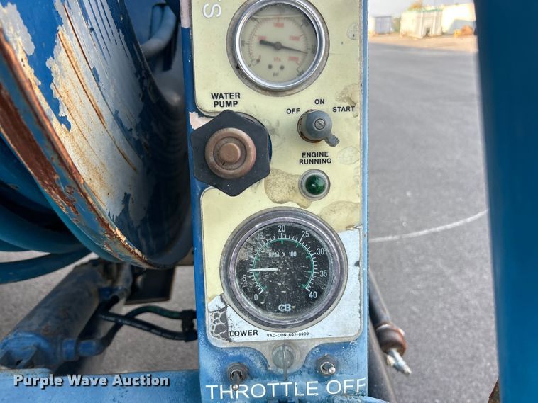 image for item ET3355 2004 International 7400 sewer jetter truck