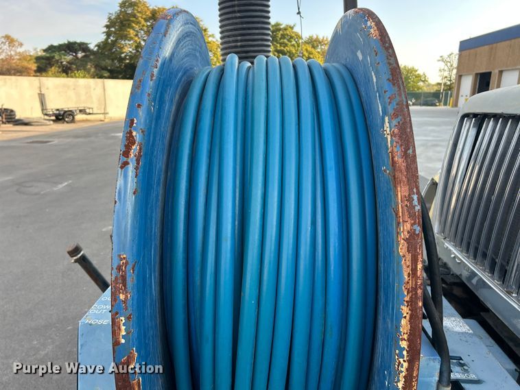 image for item ET3355 2004 International 7400 sewer jetter truck