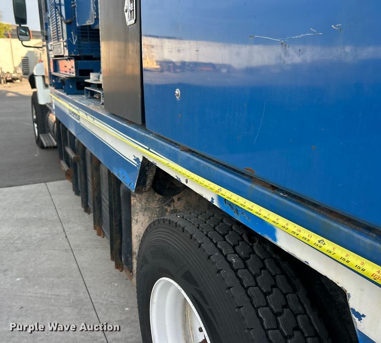 image for item ET3355 2004 International 7400 sewer jetter truck