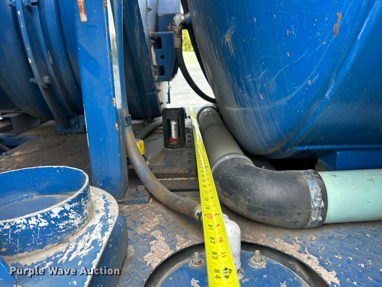 image for item ET3355 2004 International 7400 sewer jetter truck