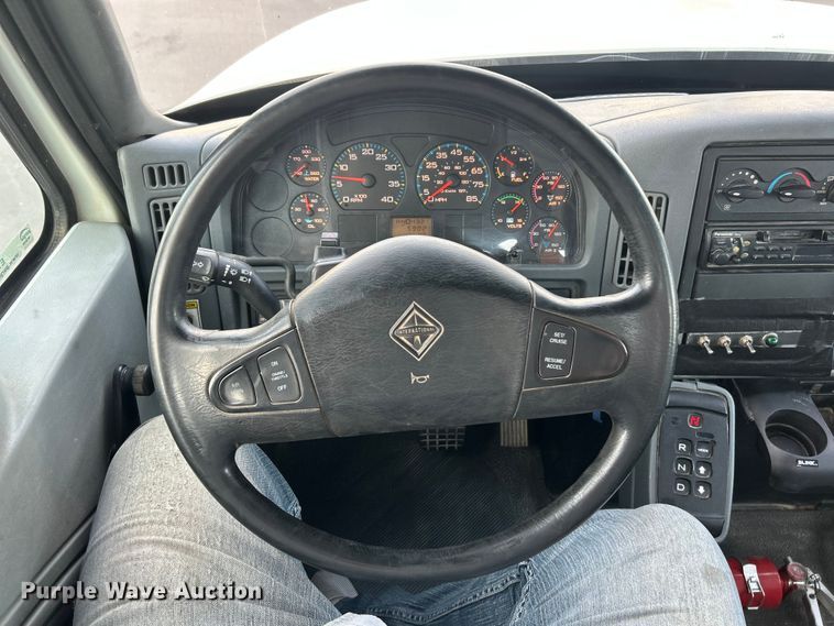 image for item ET3355 2004 International 7400 sewer jetter truck