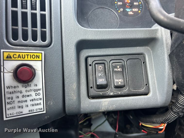 image for item ET3355 2004 International 7400 sewer jetter truck