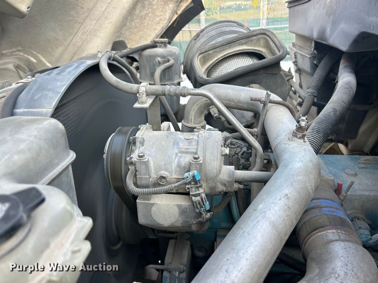 image for item ET3355 2004 International 7400 sewer jetter truck