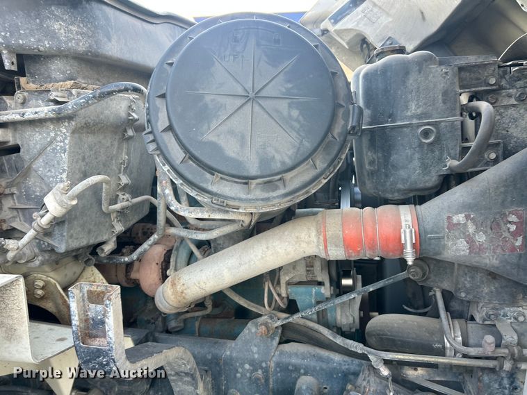 image for item ET3355 2004 International 7400 sewer jetter truck