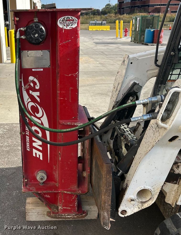 image for item ET3361 Cyclone skid steer hammer