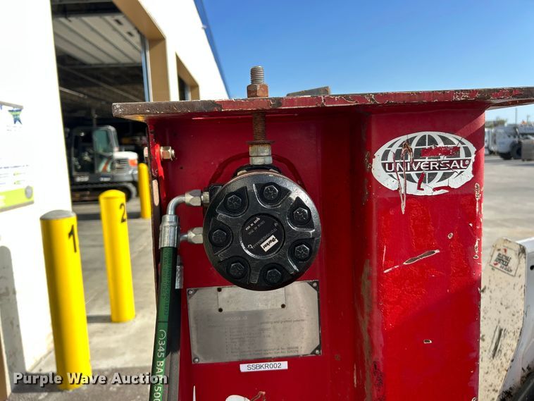 image for item ET3361 Cyclone skid steer hammer