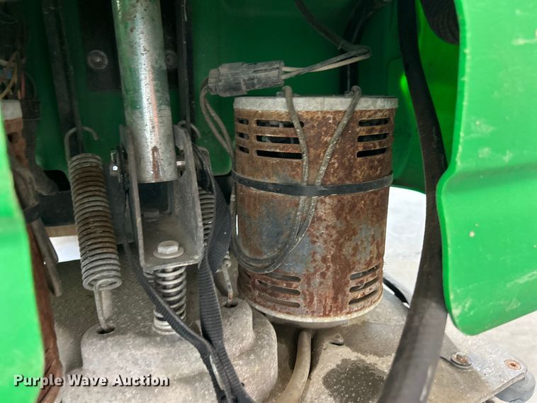 image for item ET3363 Tennant 5680 floor scrubber