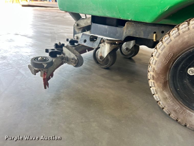 image for item ET3363 Tennant 5680 floor scrubber