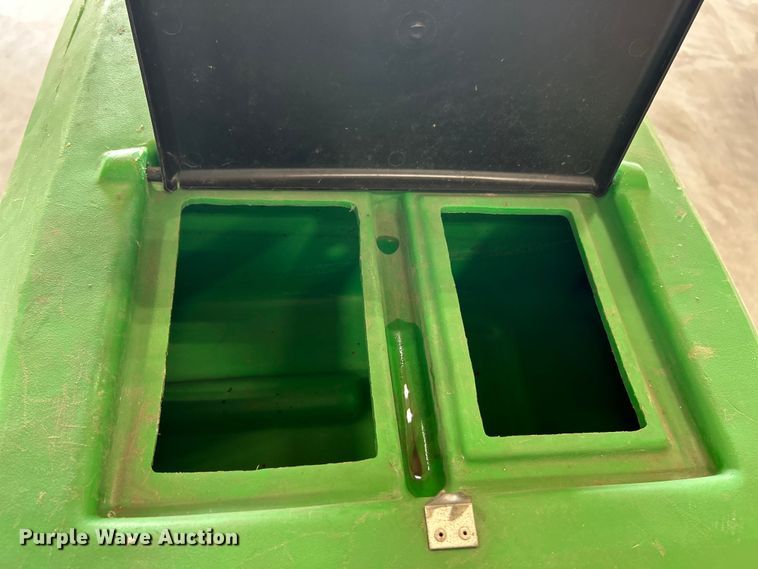 image for item ET3363 Tennant 5680 floor scrubber