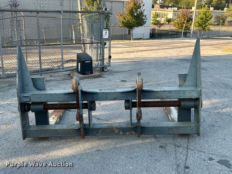 image for item ET3367 JRB wheel loader forks