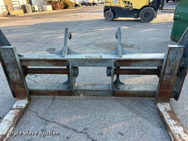 image for item ET3367 JRB wheel loader forks