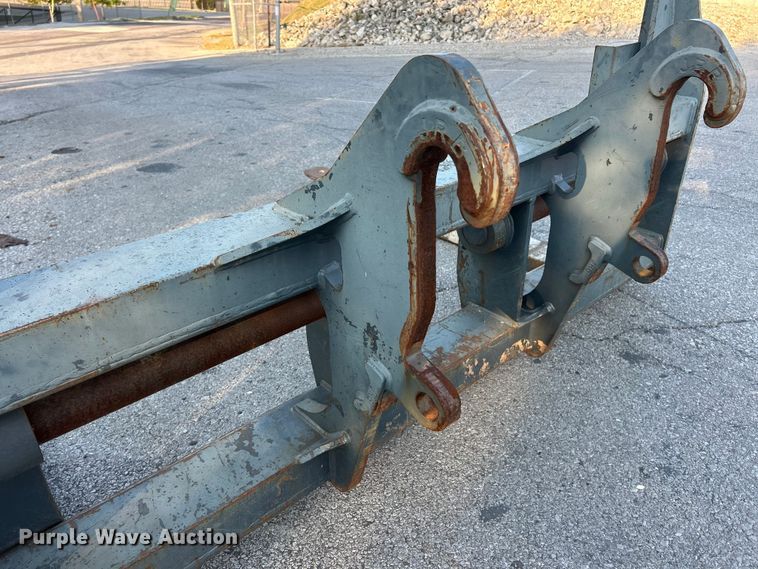 image for item ET3367 JRB wheel loader forks