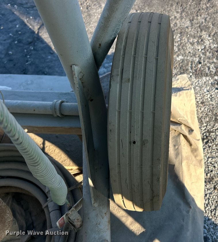 image for item ET3372 Graco Xtreme X30 paint sprayer