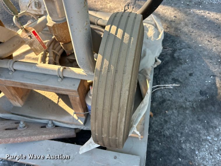 image for item ET3372 Graco Xtreme X30 paint sprayer