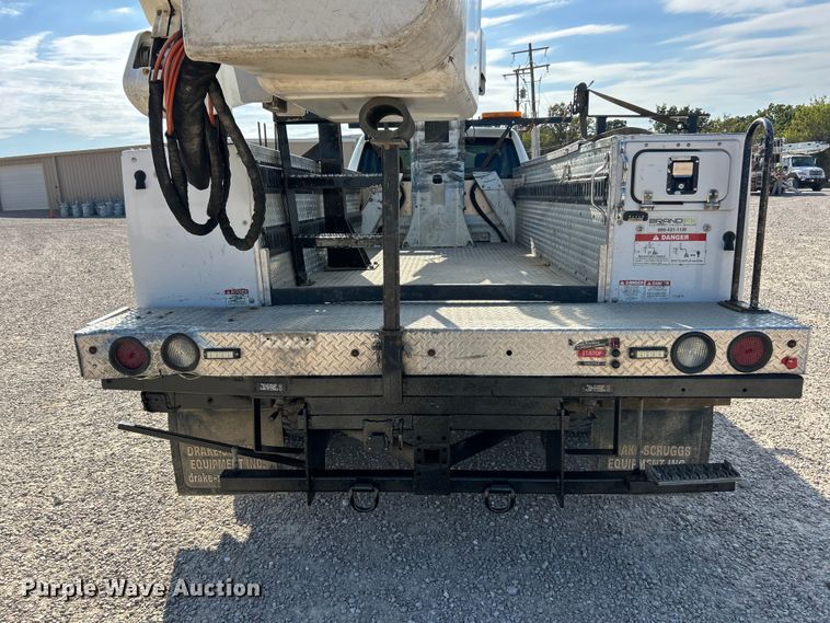 image for item ET3376 2018 RAM 5500HD bucket truck