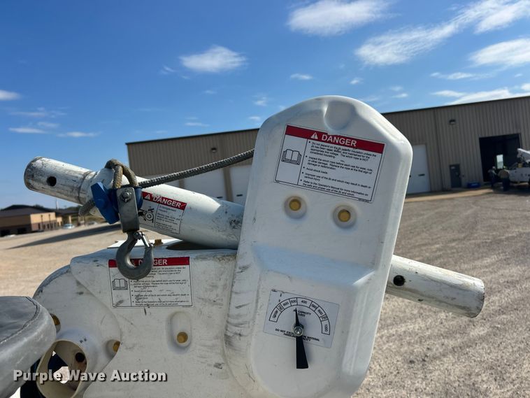 image for item ET3376 2018 RAM 5500HD bucket truck