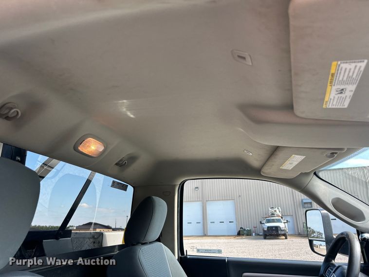 image for item ET3376 2018 RAM 5500HD bucket truck