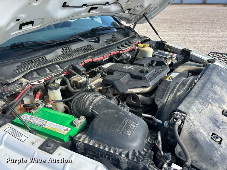 image for item ET3376 2018 RAM 5500HD bucket truck