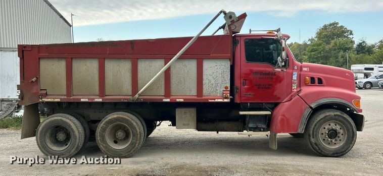 image for item ET3380 2000 Sterling Truck LT8500 