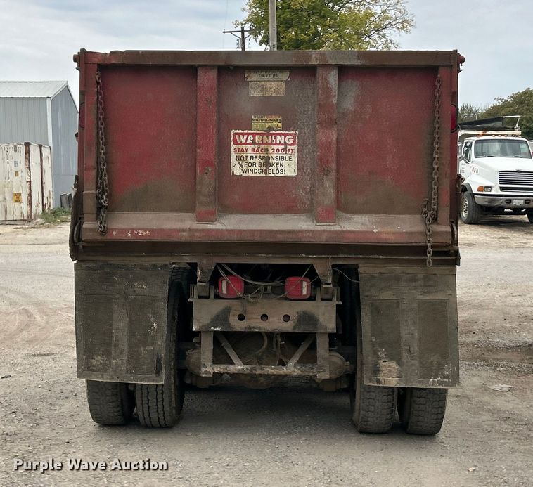 image for item ET3380 2000 Sterling Truck LT8500 