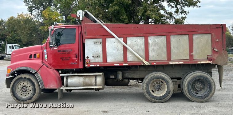 image for item ET3380 2000 Sterling Truck LT8500 