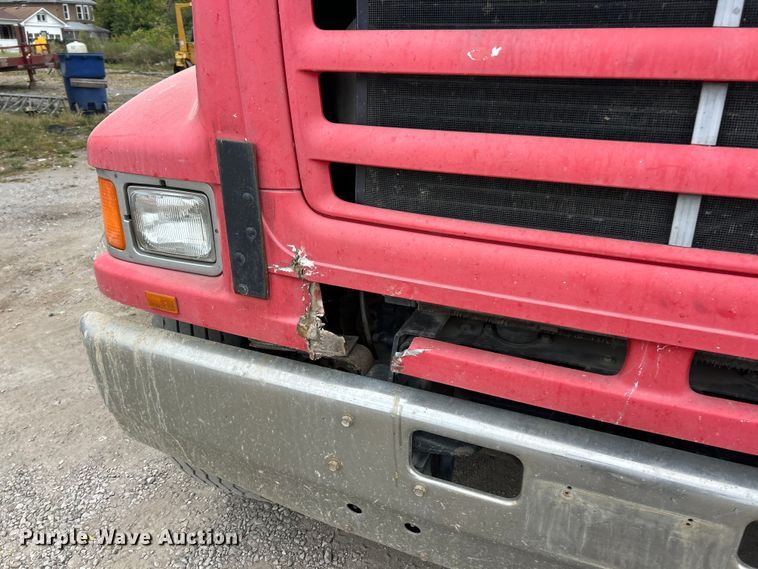 image for item ET3380 2000 Sterling Truck LT8500 