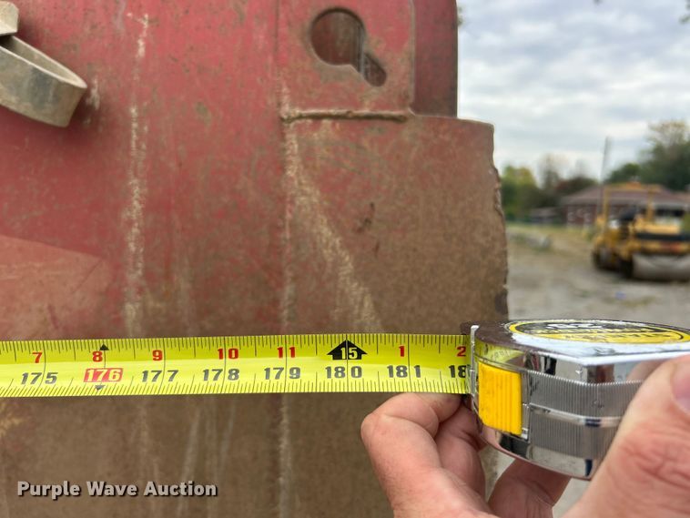 image for item ET3380 2000 Sterling Truck LT8500 