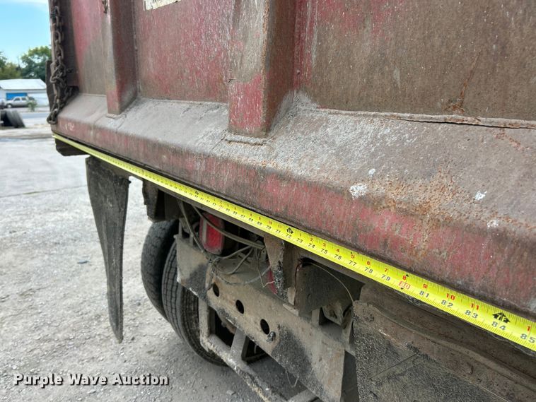 image for item ET3380 2000 Sterling Truck LT8500 