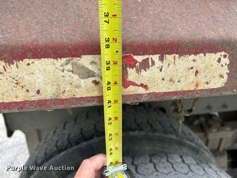 image for item ET3380 2000 Sterling Truck LT8500 