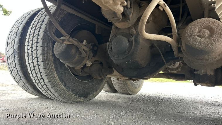 image for item ET3380 2000 Sterling Truck LT8500 